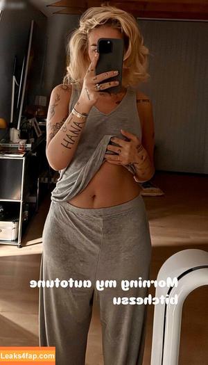 Loredana Zefi photo #0017