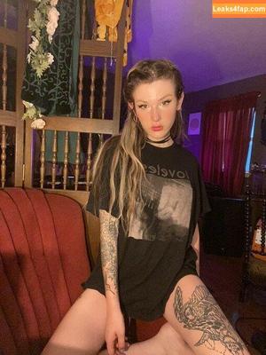 loreleik photo #0016