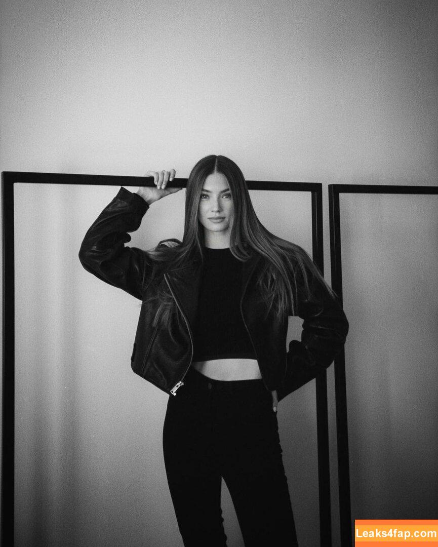 Lorena Rae / lorena leaked photo photo #0154