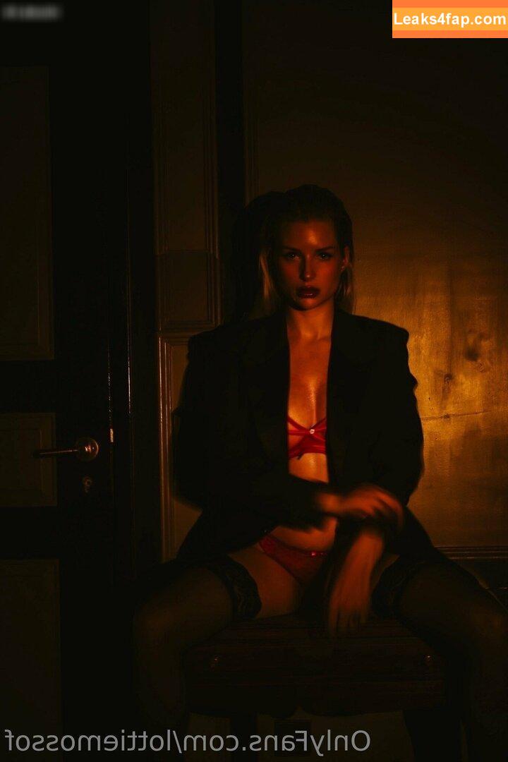 Lottie Moss / lottiemoss / lottiemossof / lottiemossxo leaked photo photo #0339