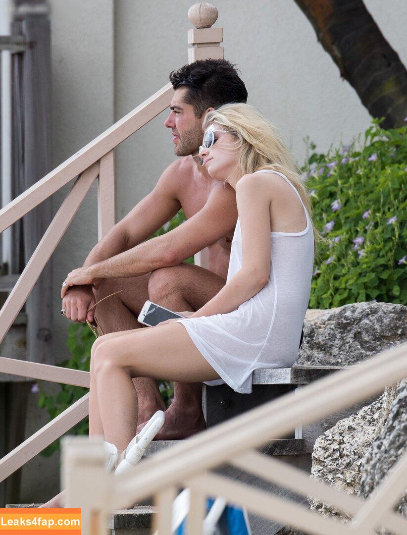Lottie Moss / lottiemoss / lottiemossof / lottiemossxo leaked photo photo #0565