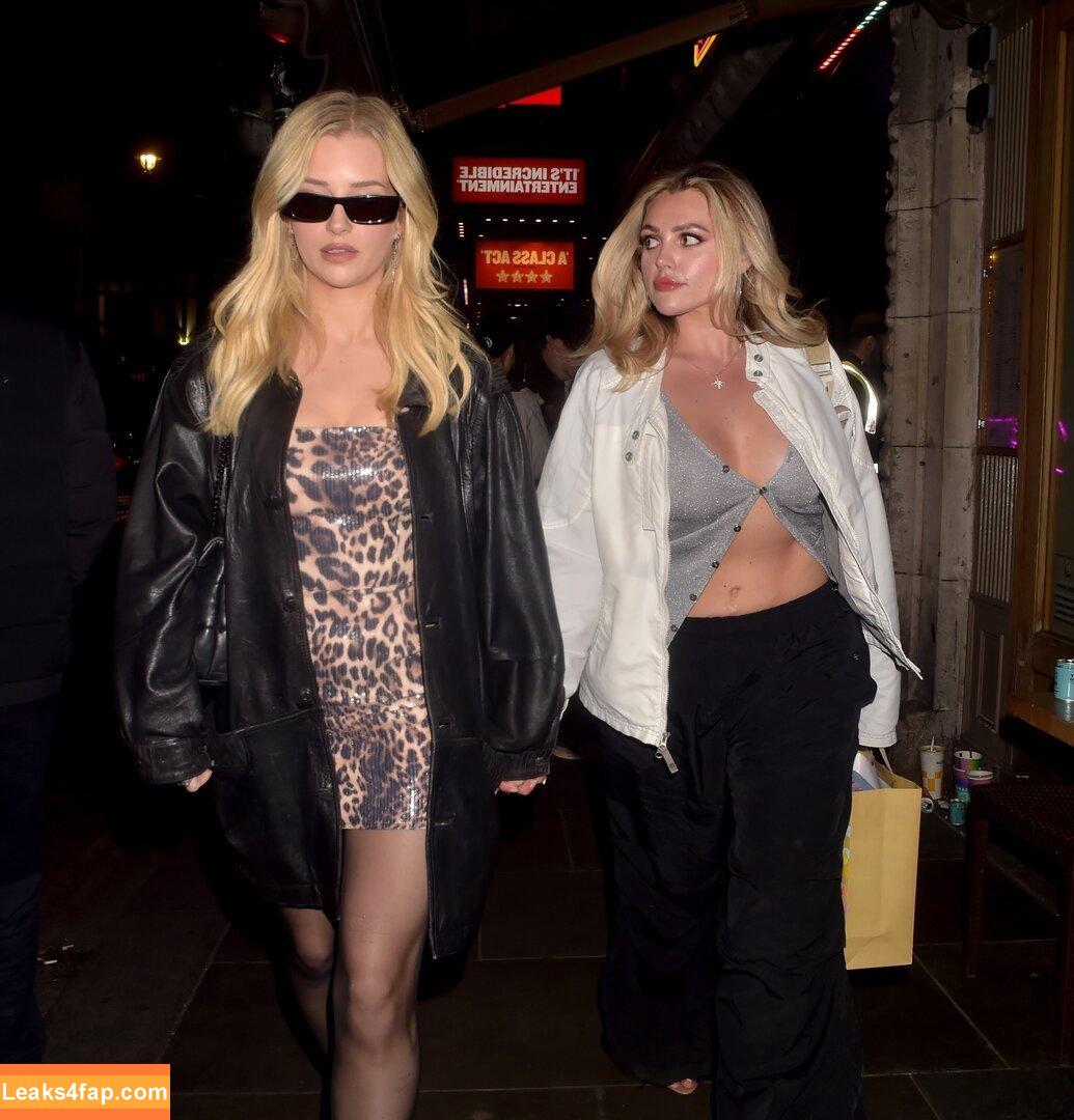 Lottie Moss / lottiemoss / lottiemossof / lottiemossxo слитое фото фото #0793