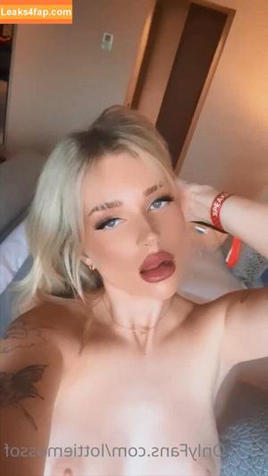 Lottie Moss photo #0311