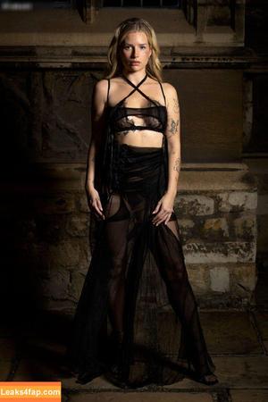 Lottie Moss photo #0384