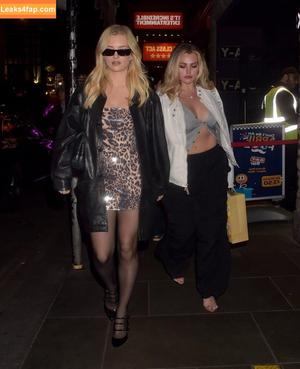 Lottie Moss фото #0791