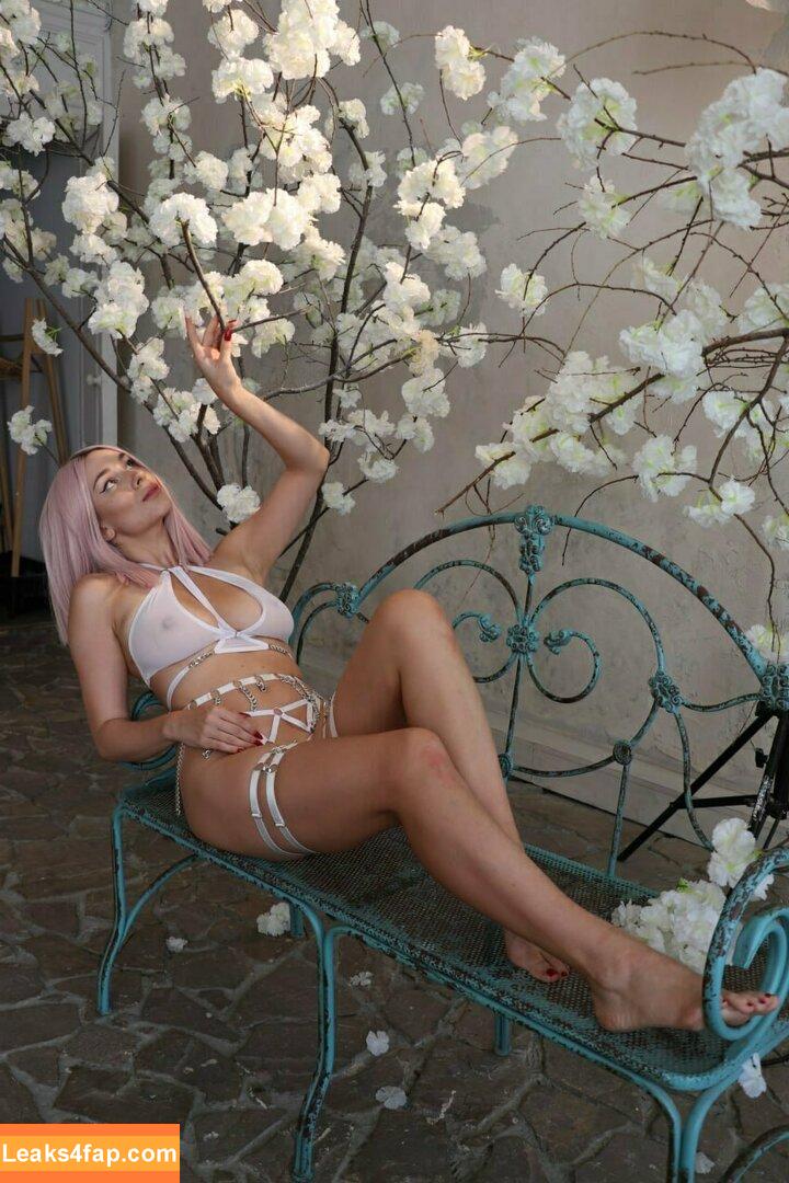 lucia.morris / ucantwearthat leaked photo photo #0010