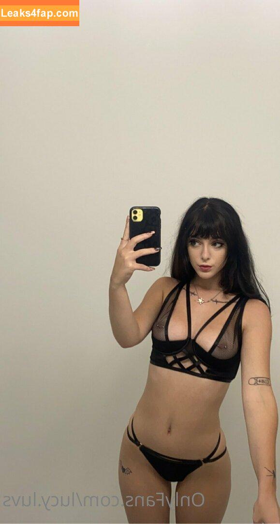 lucy.luvs / lucyy.luvss leaked photo photo #0001