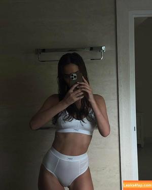 Lucy Watson photo #0008