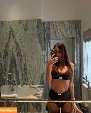 Lucy Watson photo #0010