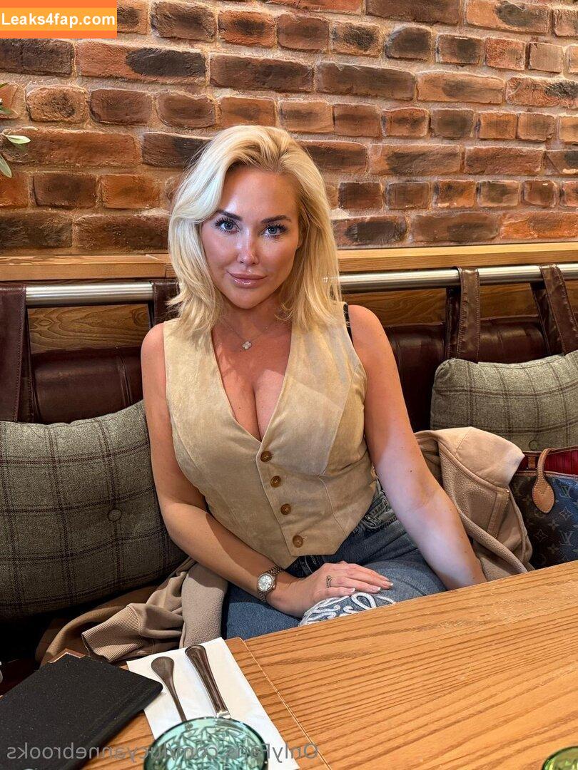 lucyannebrooks / lifewithlucyanne leaked photo photo #0055