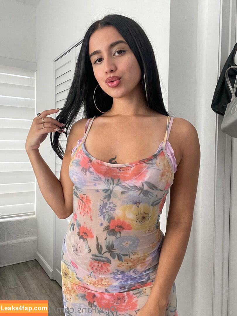 lucys_closet / lucyscloset1246 leaked photo photo #0027
