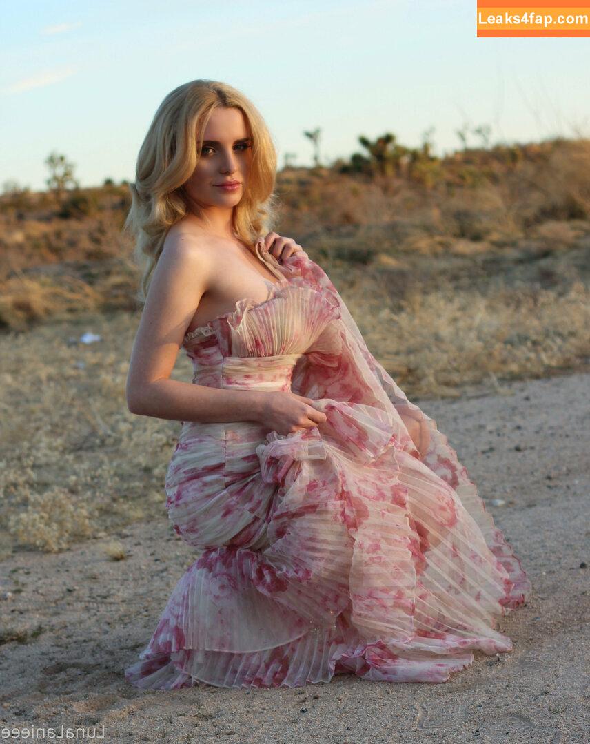 Lunalanieee leaked photo photo #0014