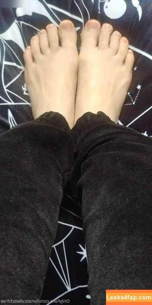 Lunaticalwitch photo #0117