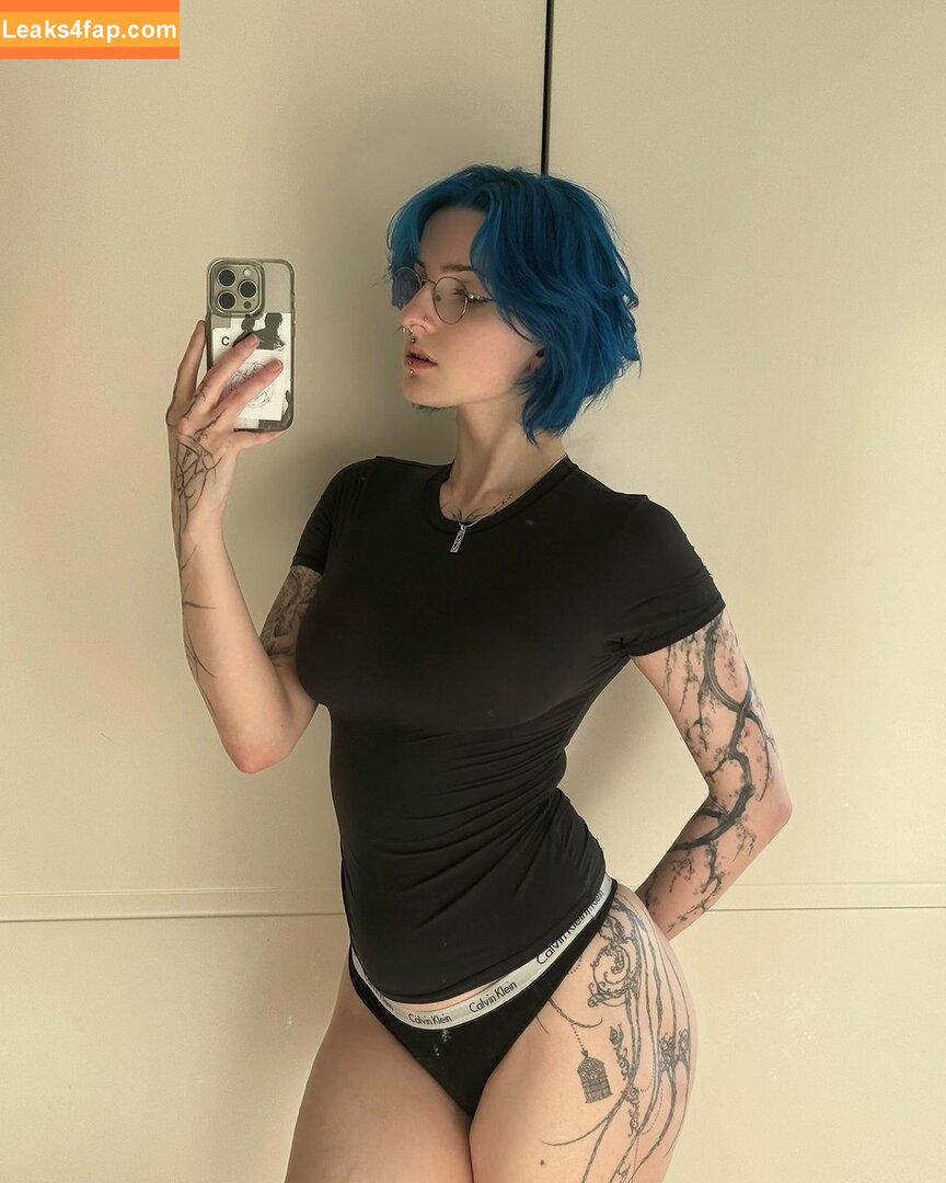Lyra Crow (lyracr0w0) / lyracr0w0 leaked photo photo #0005