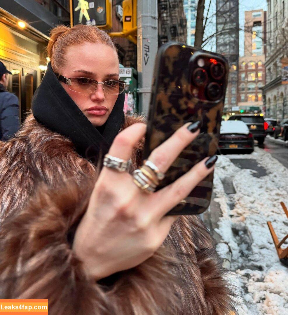 Madelaine Petsch / madelame leaked photo photo #0055