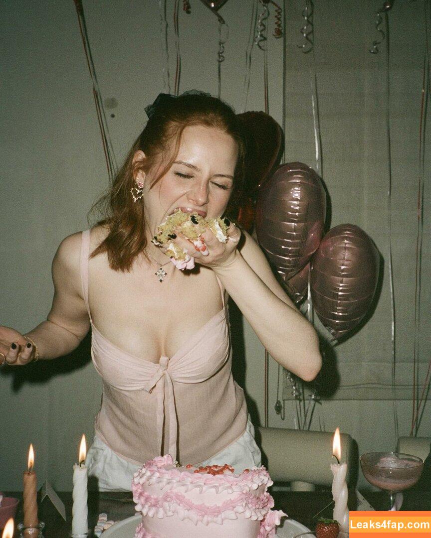Madelaine Petsch / madelame leaked photo photo #0061