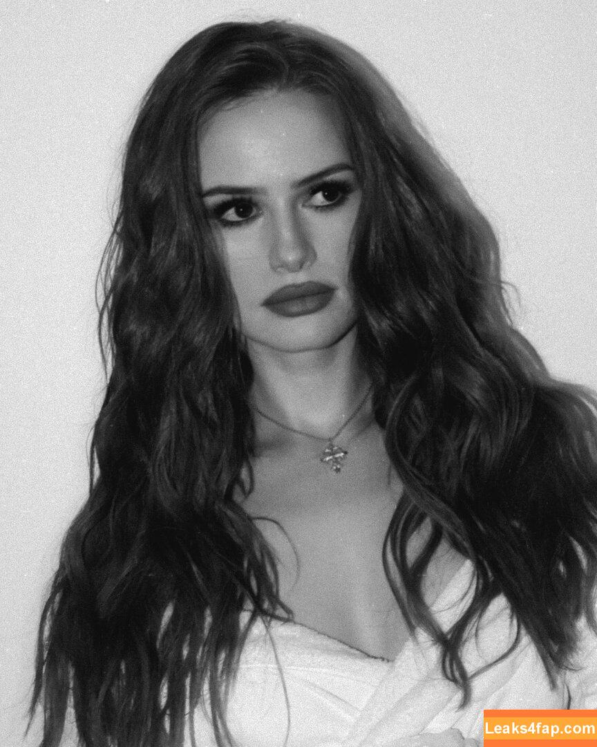 Madelaine Petsch / madelame слитое фото фото #0099
