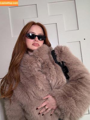 Madelaine Petsch photo #0292