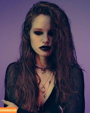 Madelaine Petsch photo #0348