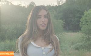 Madison Beer photo #0580