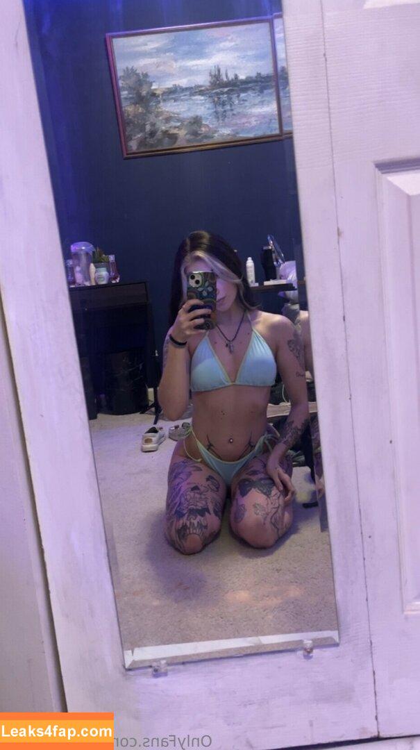 madison_lippy / _madison.autumn_ / madison.autumn / madisonlippy leaked photo photo #0011