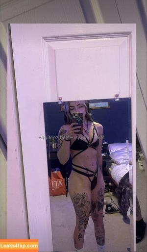 madison_lippy photo #0053
