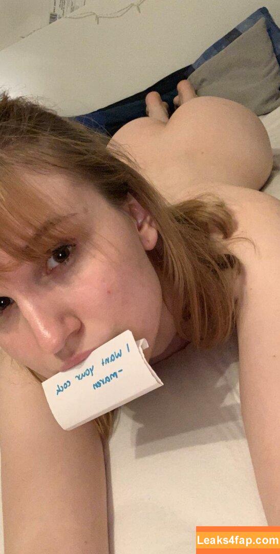 maren-nsfw /  слитое фото фото #0006