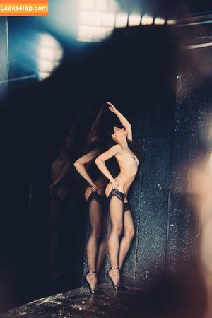 Marie Bauvoi фото #0015
