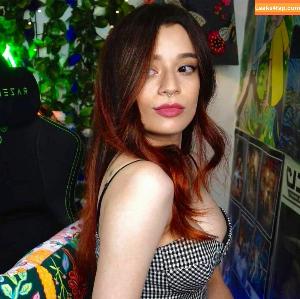 Mary Cherry photo #0018