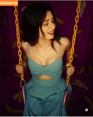 Mary Cherry photo #0029