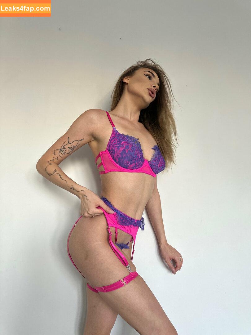 matildahoneybb / matildahoney_ leaked photo photo #0035
