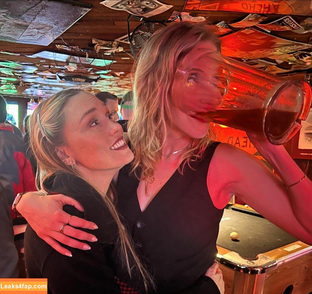 Maude Garrett / geekbomb / https: / maudegarrett leaked photo photo #0015