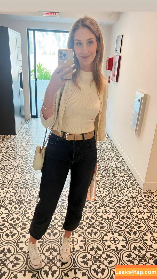 Maude Garrett / geekbomb / https: / maudegarrett leaked photo photo #0055