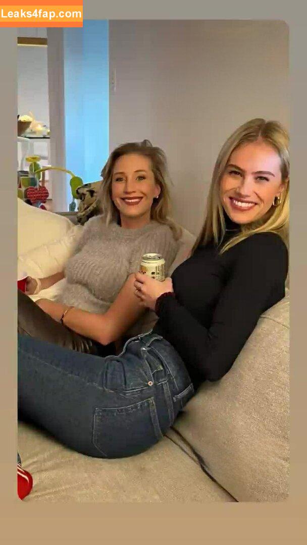 Maude Garrett / geekbomb / https: / maudegarrett leaked photo photo #0069