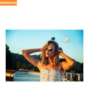 Maude Garrett photo #0018