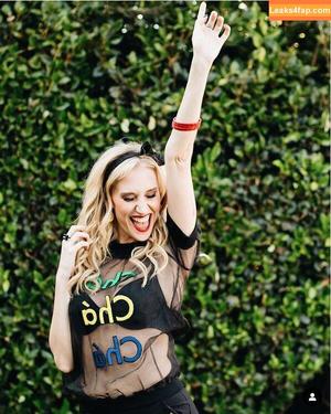 Maude Garrett photo #0203