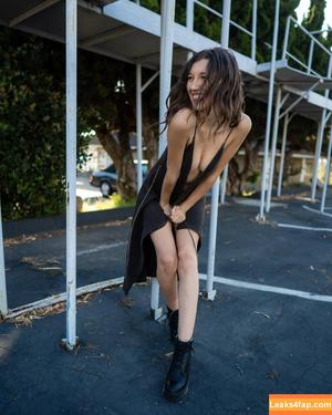 Maya Woulfe photo #0090