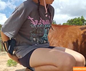 Mayahiga photo #0528