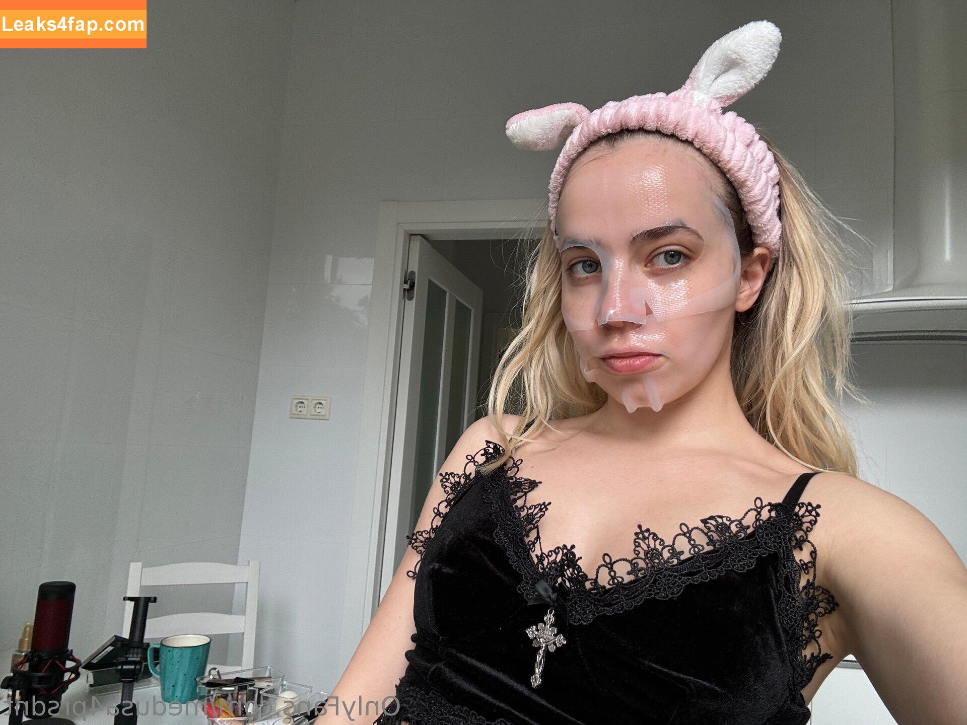 medusa4prsdnt /  leaked photo photo #0003