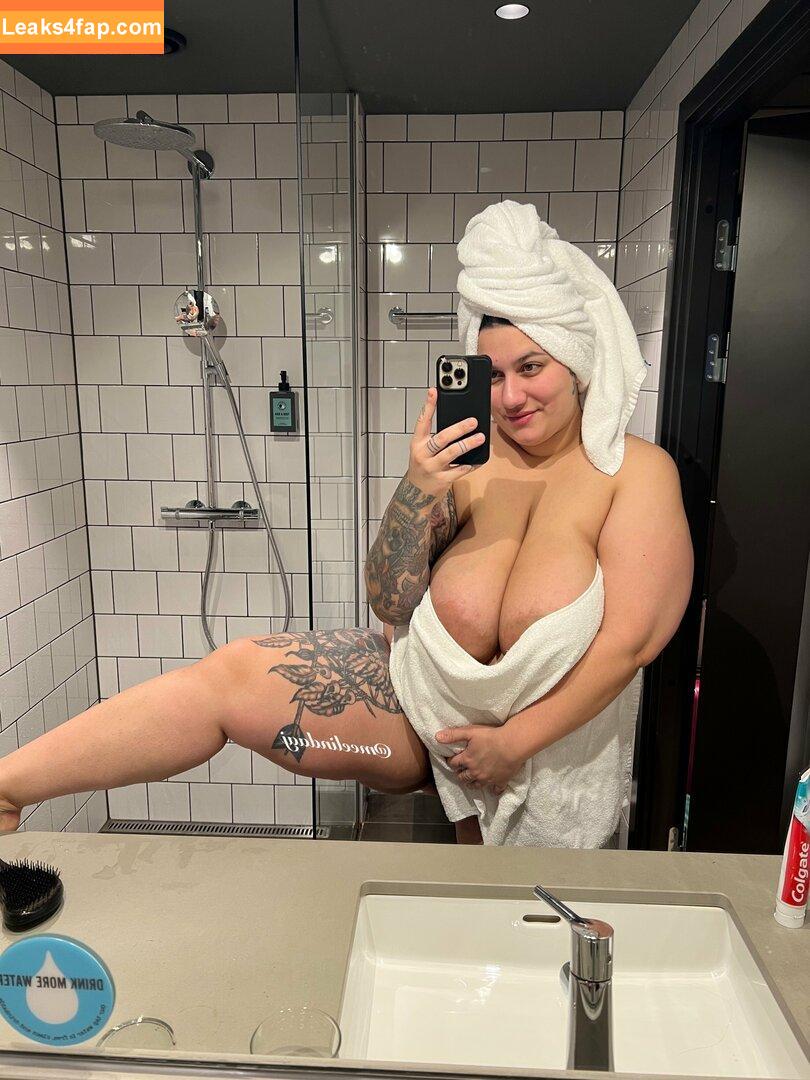 meelindaaj / Melinda / missbustybaker leaked photo photo #0026