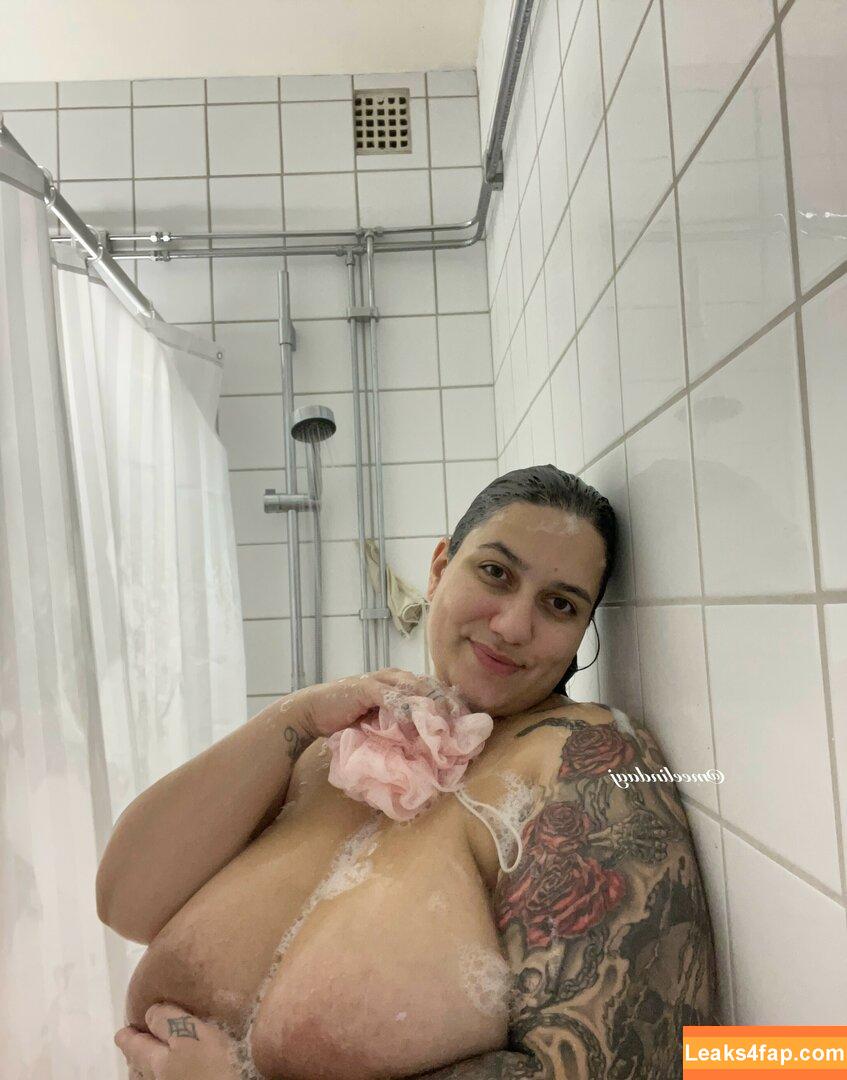 meelindaaj / Melinda / missbustybaker leaked photo photo #0031