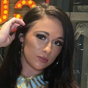 Megan Bayne photo #0004