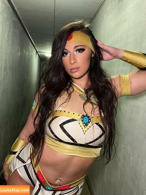 Megan Bayne photo #0006