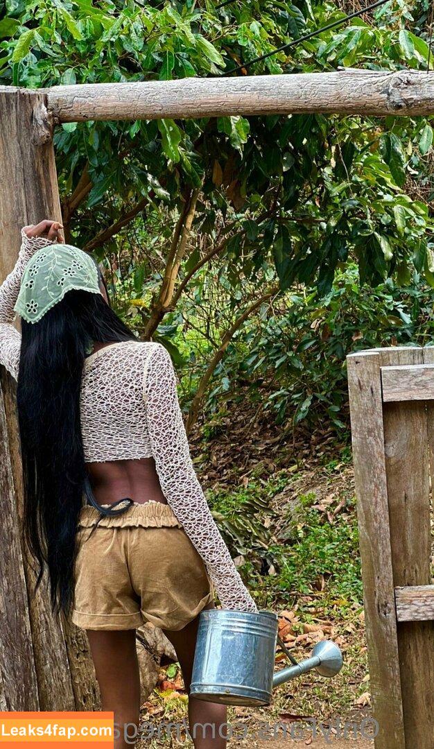 Megan.Milan leaked photo photo #0080