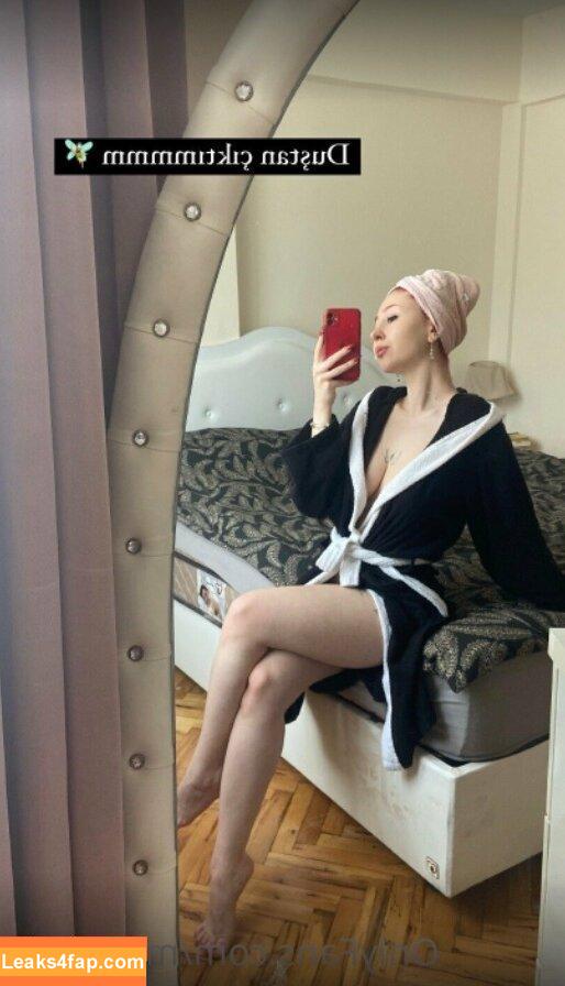 melisandr / Melis / mmelisandre_ leaked photo photo #0016