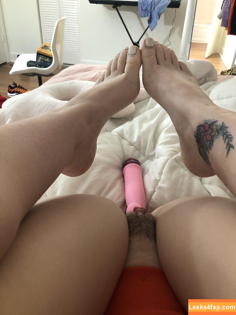 Melody Parker / iloveconch / melodyparker69 / pornstar leaked photo photo #0032