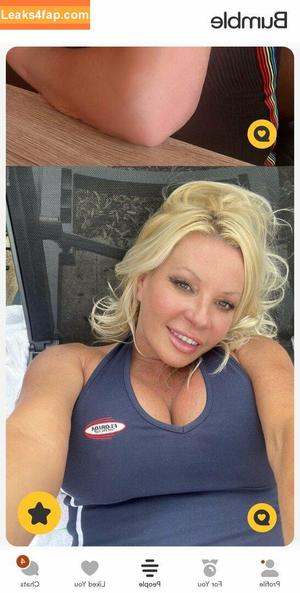 Michelle Thorne photo #0100