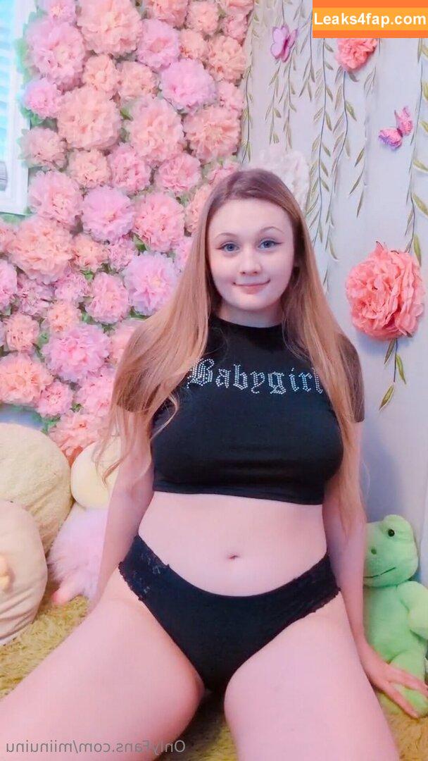 MiinuInu leaked photo photo #0009