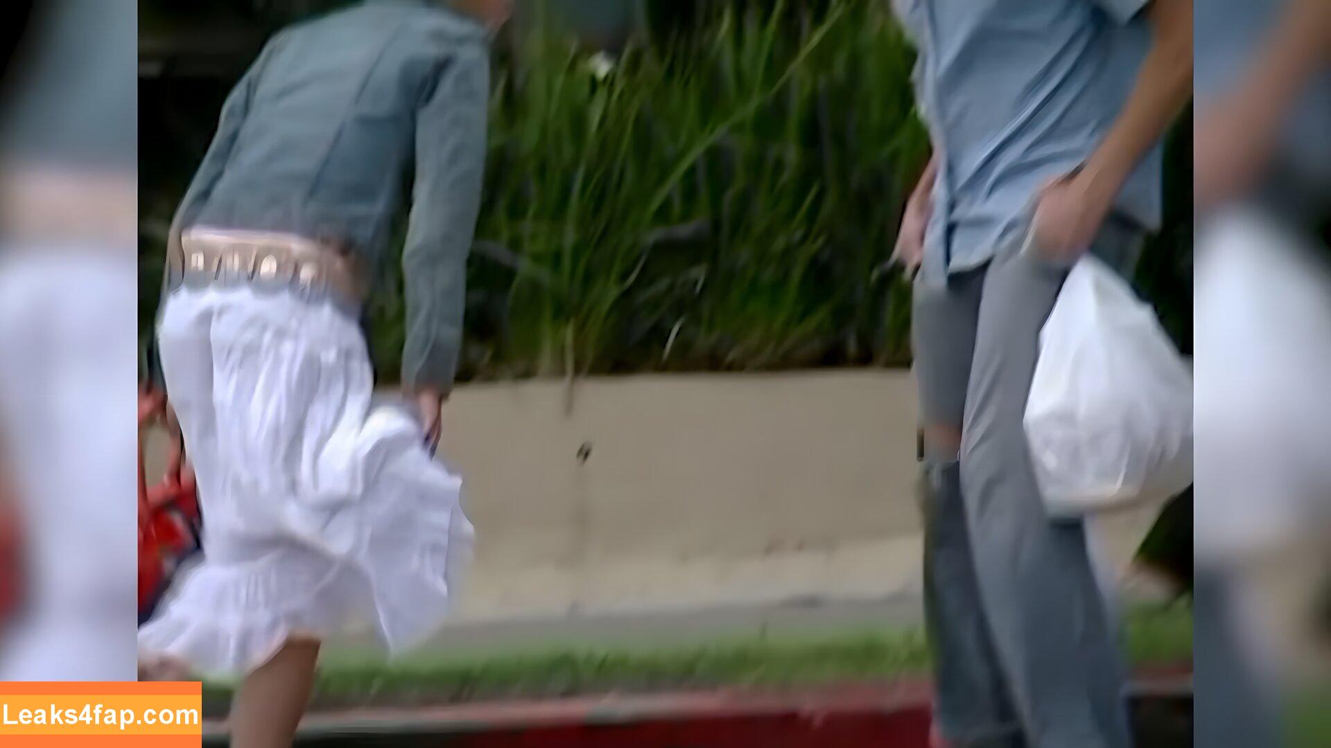 Mila Kunis / MILAKUNISV leaked photo photo #0076