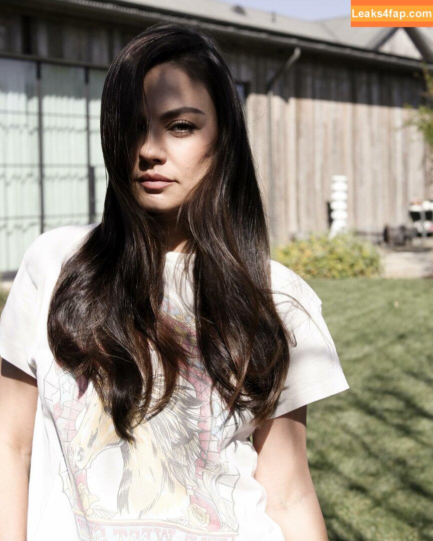 Mila Kunis / MILAKUNISV leaked photo photo #0105